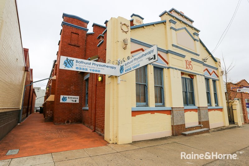 195 Russell Street, Bathurst NSW 2795