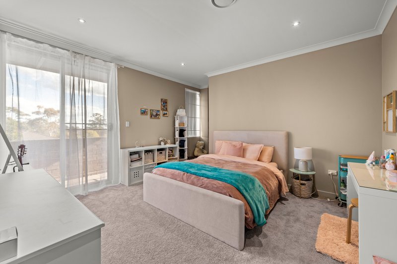 Photo - 19/5 Sherwin Avenue, Castle Hill NSW 2154 - Image 6