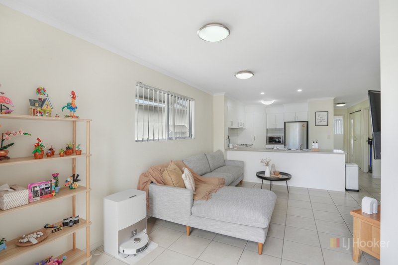 Photo - 19/50 Shannon Crescent, Dysart QLD 4745 - Image 4