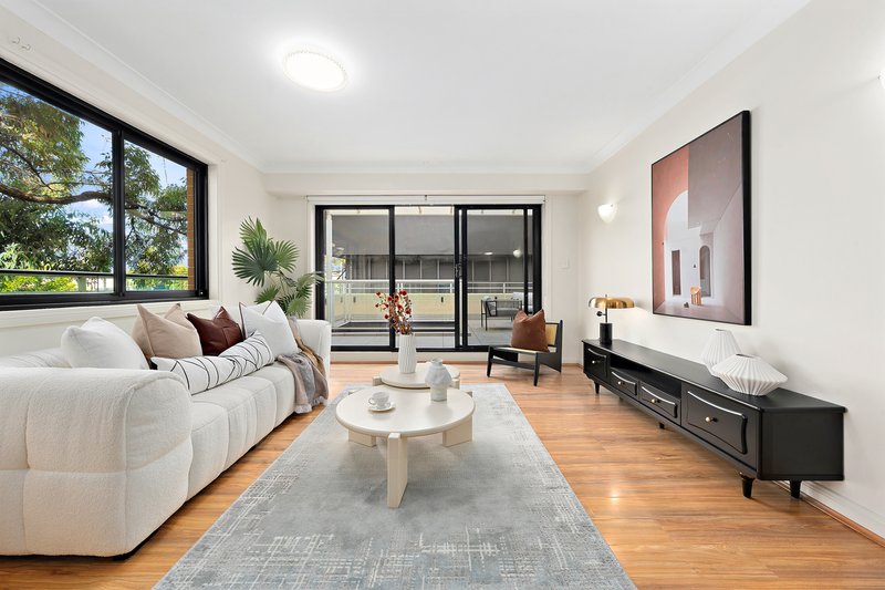 Photo - 19/552-554 Pacific Highway, Chatswood NSW 2067 - Image 3