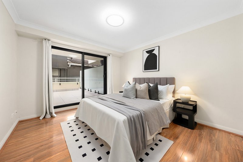 Photo - 19/552-554 Pacific Highway, Chatswood NSW 2067 - Image 5