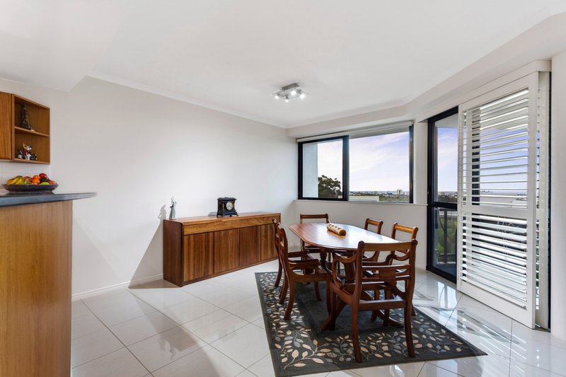 Photo - 19/59-63 Golf Links Road, Buderim QLD 4556 - Image 4