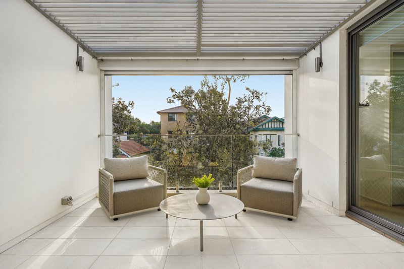 Photo - 19/6-8 Jaques Avenue, Bondi Beach NSW 2026 - Image 2