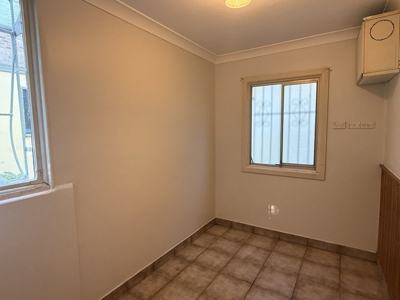 Photo - 1/96 Addison Road, Marrickville NSW 2204 - Image 4