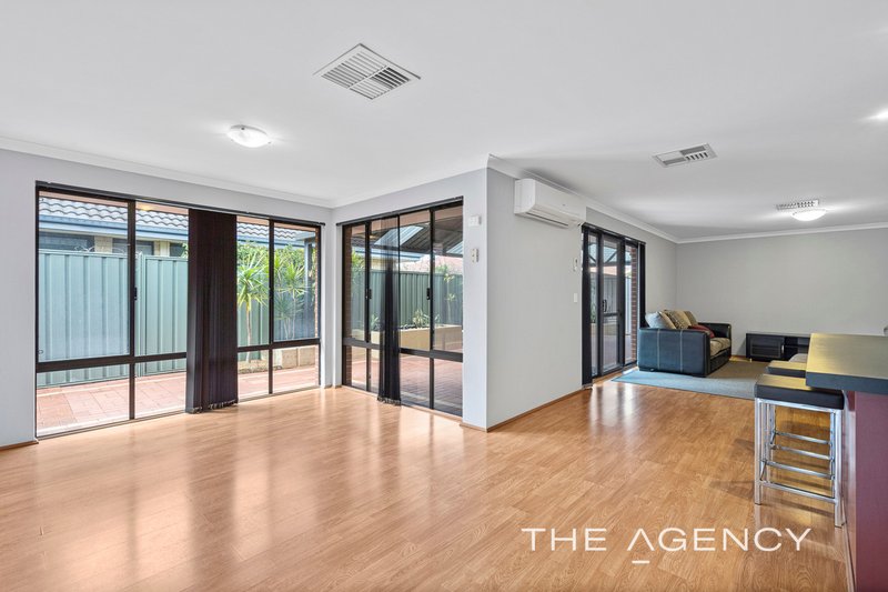 Photo - 196 Bartram Road, Atwell WA 6164 - Image 10