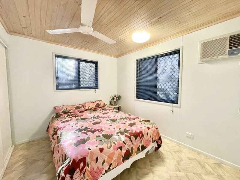 Photo - 196 Bells Road, Rodds Bay QLD 4678 - Image 7