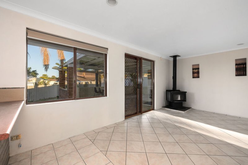 Photo - 196 Eddystone Avenue, Beldon WA 6027 - Image 10