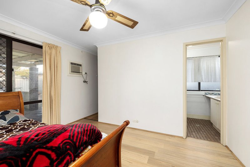 Photo - 196 Eddystone Avenue, Beldon WA 6027 - Image 14