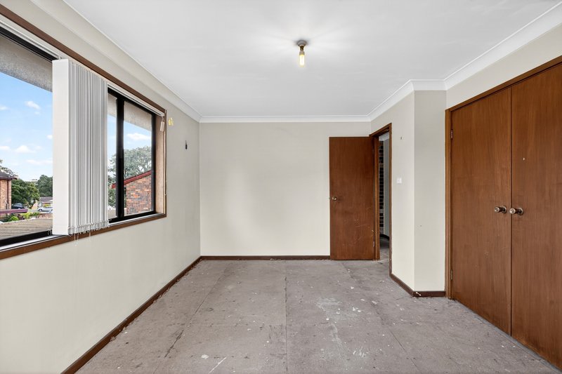 Photo - 19/6 Jacquinot Place, Glenfield NSW 2167 - Image 7