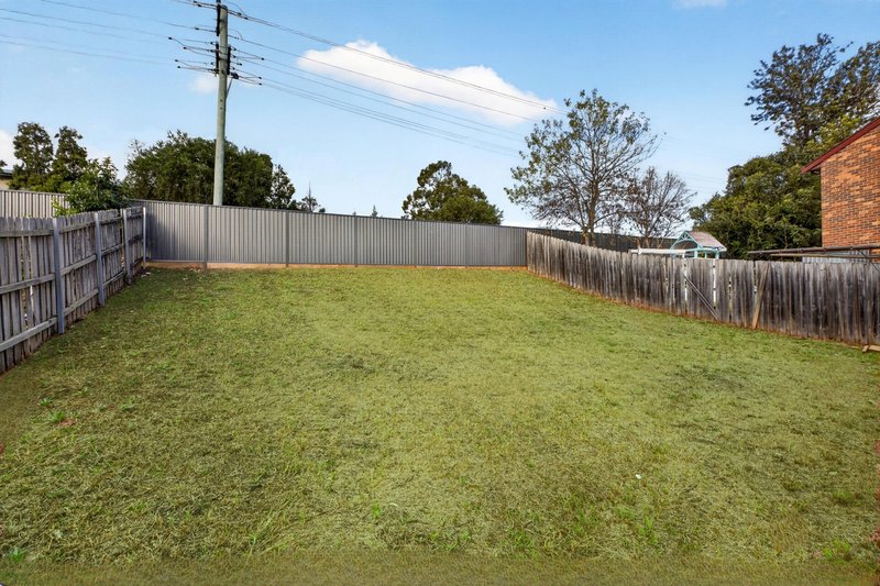 Photo - 19/6 Jacquinot Place, Glenfield NSW 2167 - Image 12