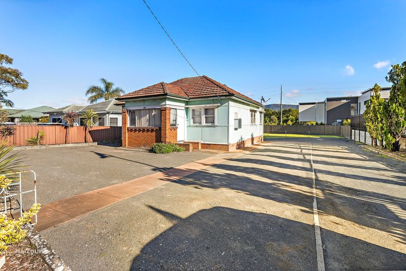 Photo - 196 Princes Highway, Dapto NSW 2530 - Image 11