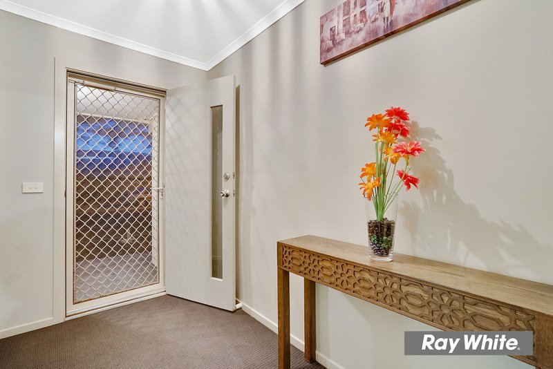 Photo - 196 Riversdale Drive, Tarneit VIC 3029 - Image 2