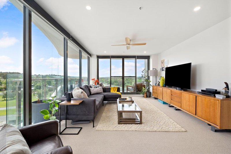 Photo - 196/15 Irving Street, Phillip ACT 2606 - Image 5