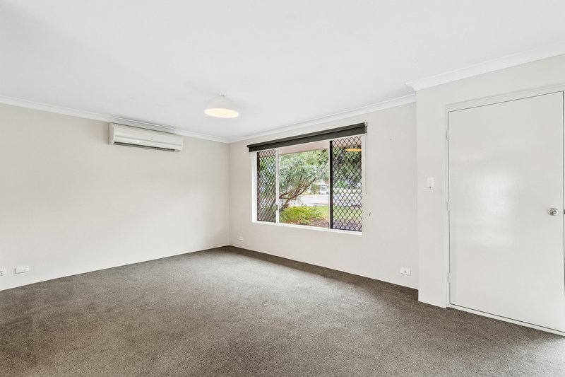 Photo - 1/97 Anzac Terrace, Bassendean WA 6054 - Image 3