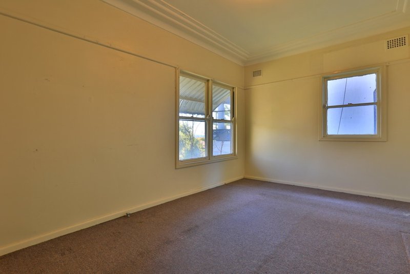 Photo - 197 Cooper Road, Yagoona NSW 2199 - Image 4