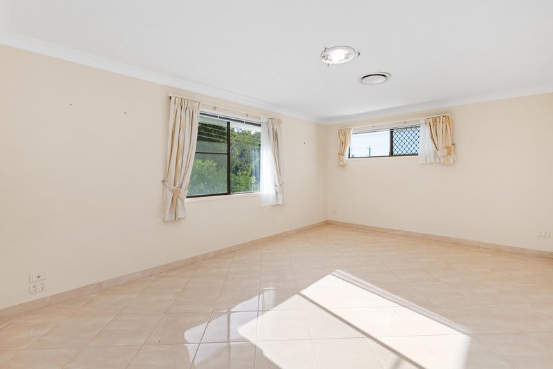Photo - 197 Esplanade , Golden Beach QLD 4551 - Image 19