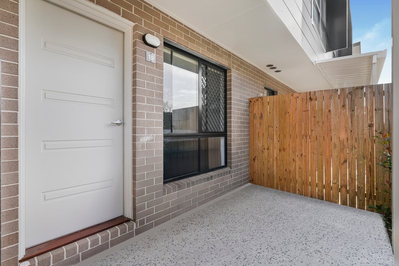 Photo - 19/7 Harmony Circuit, Narangba QLD 4504 - Image 6