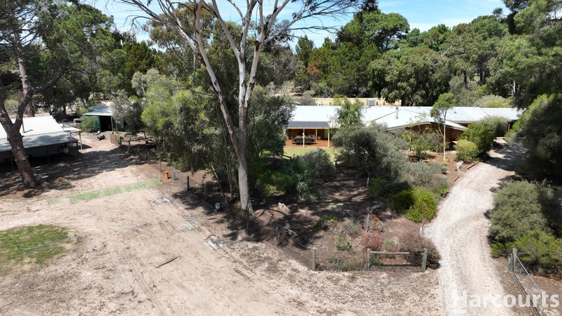 Photo - 197 Hutchinsons Road, Quantong VIC 3401 - Image 32