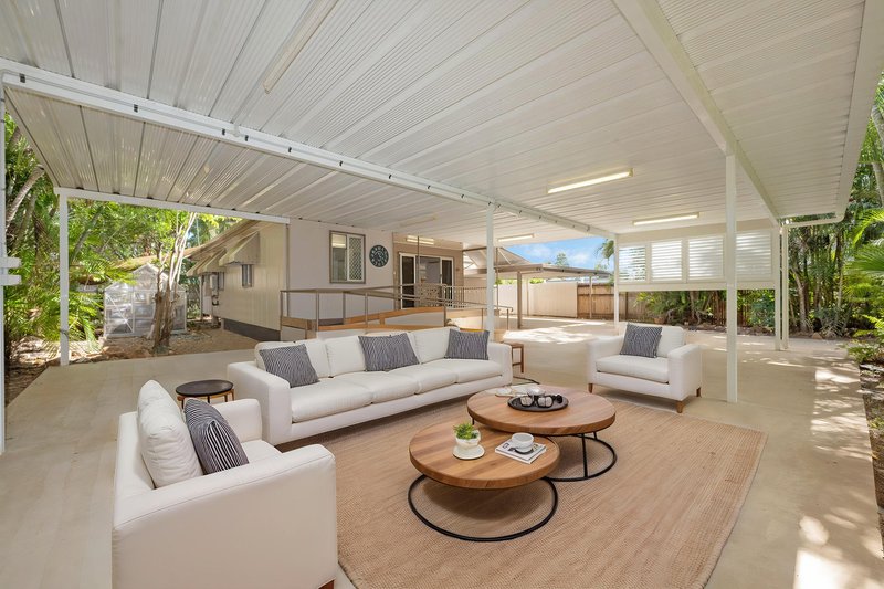 Photo - 197 Pinnacle Drive, Rasmussen QLD 4815 - Image 1