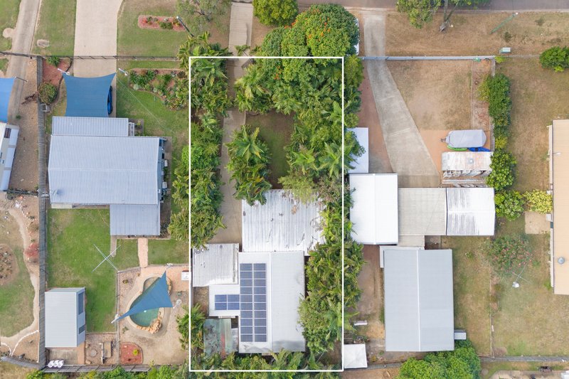 Photo - 197 Pinnacle Drive, Rasmussen QLD 4815 - Image 9