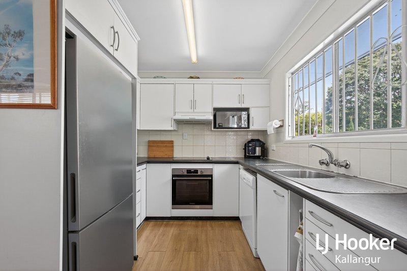 Photo - 197 School Road, Kallangur QLD 4503 - Image 6