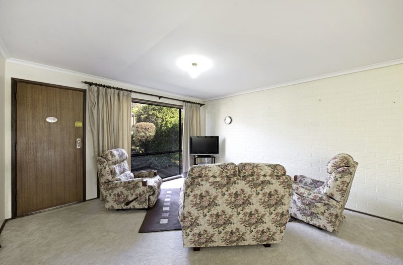 Photo - 19/7 Watling Place, Weston ACT 2611 - Image 4