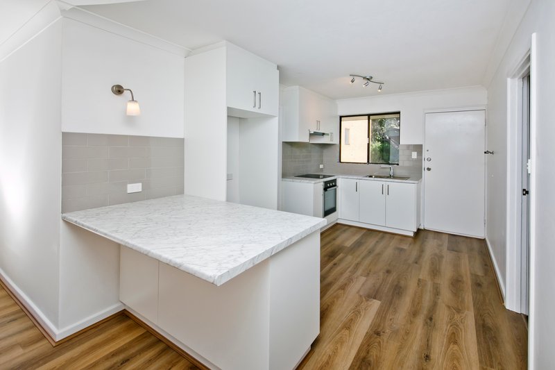 Photo - 19/72 Hastings Street, Scarborough WA 6019 - Image 4