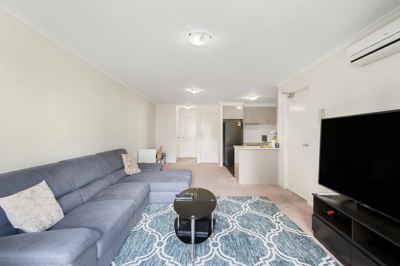 Photo - 19/75 Elizabeth Jolley Crescent, Franklin ACT 2913 - Image 6