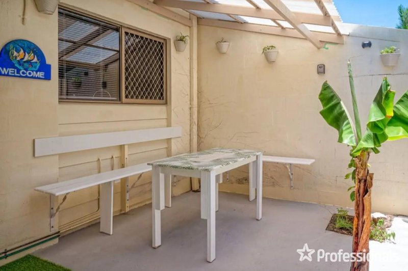 Photo - 1/98-100 Martyn Street, Parramatta Park QLD 4870 - Image 15