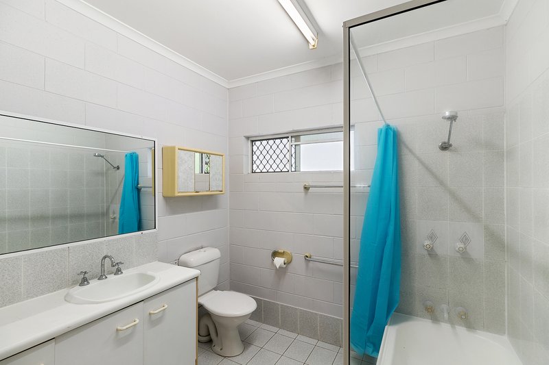 Photo - 19/8-14 Rose Street, Westcourt QLD 4870 - Image 9