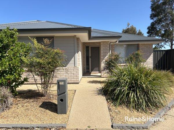 198 President Avenue, Andrews Farm SA 5114