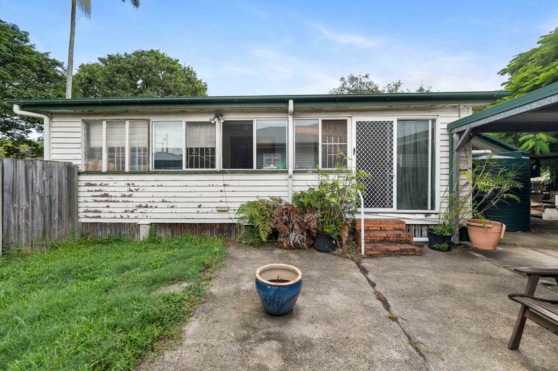 Photo - 198 Saint Vincents Road, Banyo QLD 4014 - Image 10