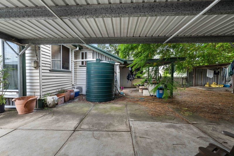 Photo - 198 Saint Vincents Road, Banyo QLD 4014 - Image 11