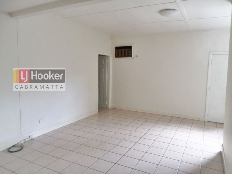 Photo - 198 Victoria Street, Wetherill Park NSW 2164 - Image 4