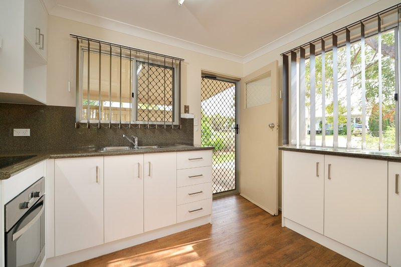 Photo - 1/99 Barney Street, Barney Point QLD 4680 - Image 2