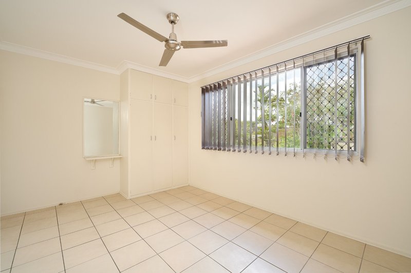 Photo - 1/99 Barney Street, Barney Point QLD 4680 - Image 9