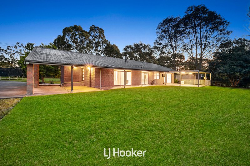 Photo - 199 Belgrave Hallam Road, Narre Warren North VIC 3804 - Image 2