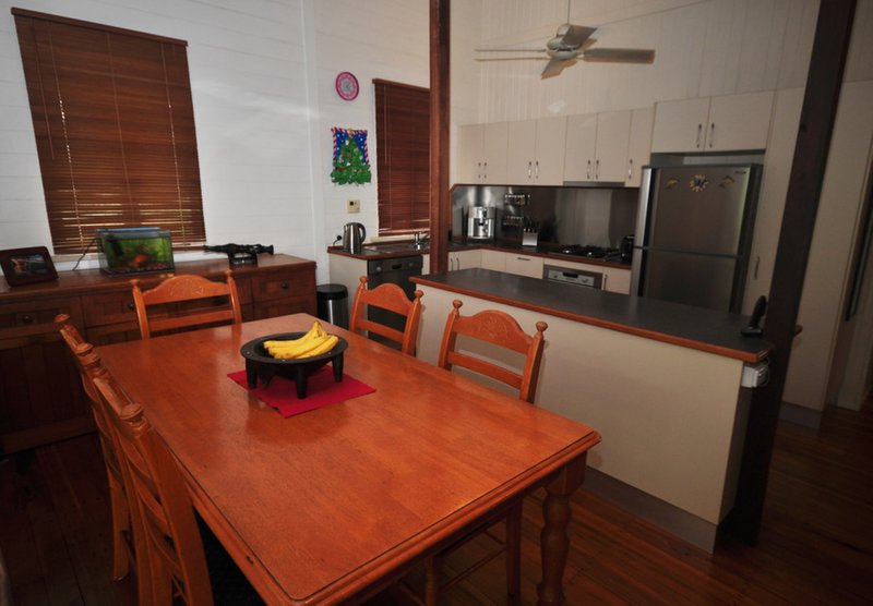 Photo - 199 Buchan Street, Bungalow QLD 4870 - Image 6