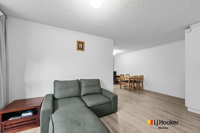 Photo - 1/99 Canberra Avenue, Griffith ACT 2603 - Image 4