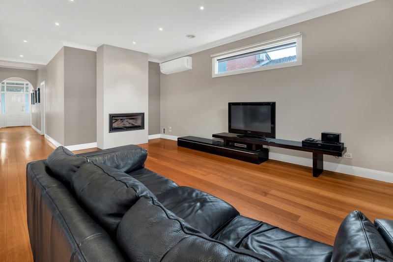 Photo - 199 Gordon Street, Coburg VIC 3058 - Image 3