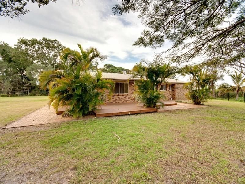 Photo - 199 Moreton Terrace, Beachmere QLD 4510 - Image 15