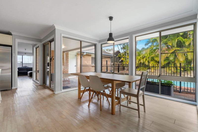 Photo - 199 Mount Warren Boulevard, Mount Warren Park QLD 4207 - Image 7