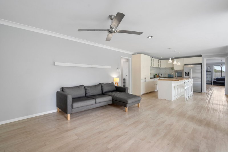 Photo - 199 Mount Warren Boulevard, Mount Warren Park QLD 4207 - Image 10