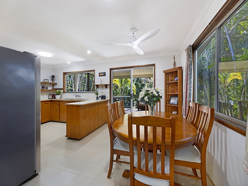 Photo - 199 Panorama Drive, Rosemount QLD 4560 - Image 5