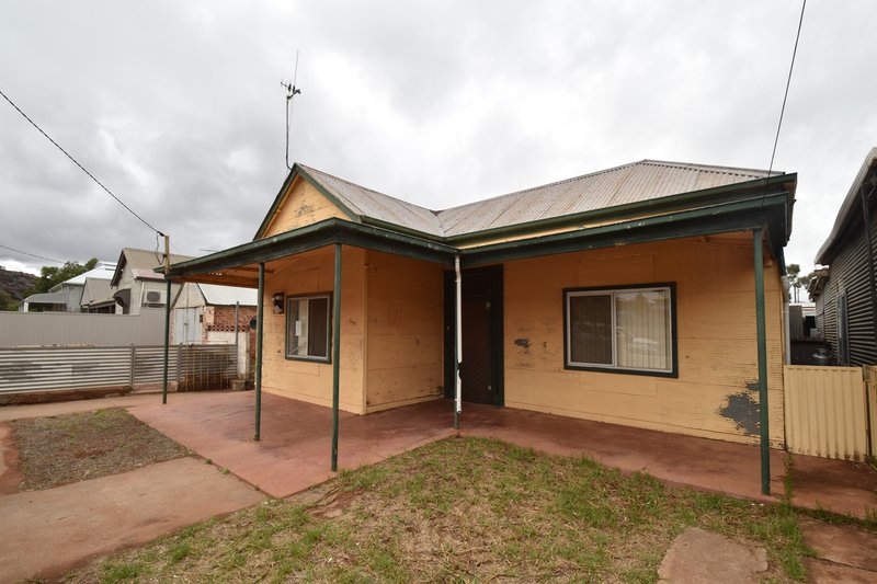 Photo - 199 Ryan Street, Broken Hill NSW 2880 - Image 2