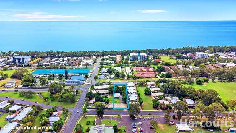 Photo - 199 Torquay Terrace, Torquay QLD 4655 - Image 8