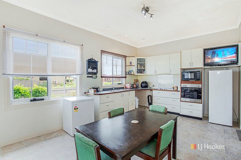 Photo - 199 William Street, Devonport TAS 7310 - Image 2