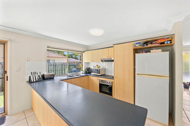 Photo - 19/95-105 Arundel Drive, Arundel QLD 4214 - Image 2