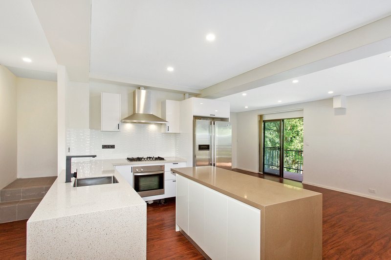 Photo - 19A Cashel Crescent, Killarney Heights NSW 2087 - Image 2