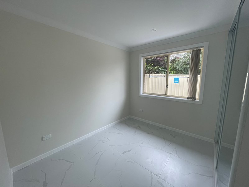 Photo - 19A Dampier Crescent, Fairfield West NSW 2165 - Image 4